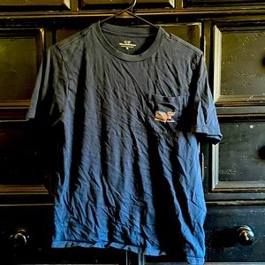 Boys Vineyard Vines tee - size xl
